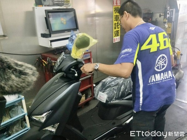 砸20份三倍券買機車！霸氣婆婆「一次付清9萬元」帶媳婦牽新車　網驚「去哪湊這麼多」老闆回應了