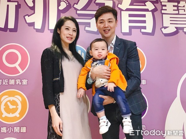 洪百榕么兒暴風抽高「彎月笑眼照曝光」！媽媽爆料嘴超甜「童言童語擄獲阿嬤心」網讚：真的小帥哥