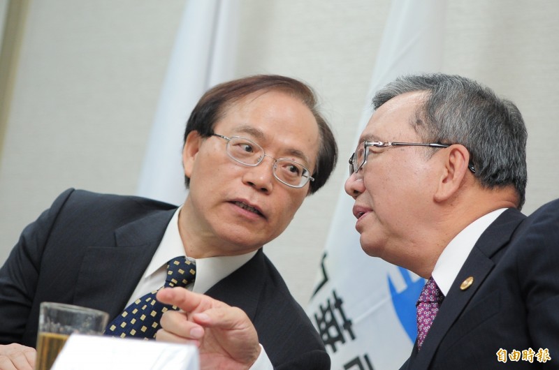待過放牛班！他從基層工程師「當到電信龍頭董座」秘訣曝光　「退休前被任命」所有人都意想不到