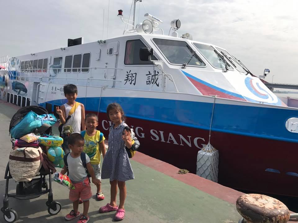 超人媽媽！暑假「她獨自帶4兒環島」完全不手忙腳亂 　為期45天「享受大自然之旅」孩子笑容好值得