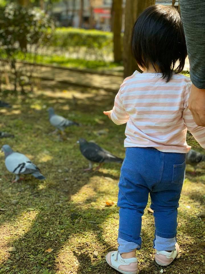 一改低調護女！陳怡蓉「首次曝光2歲萌娃」網驚呼：跟爸爸長超像　甜曝「女兒會選邊站」差別待遇太明顯