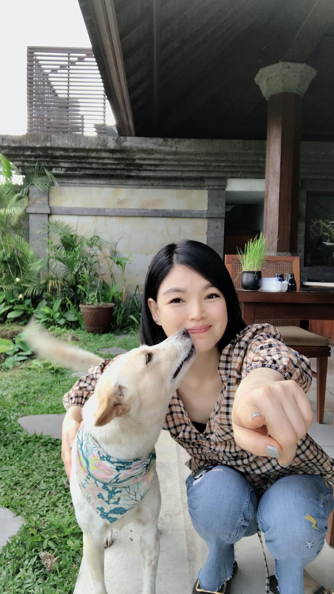 美魔女結婚30年「富尪首曝光」個性互補絕配　自比女漢子「曾把老公氣出門」請老母救援