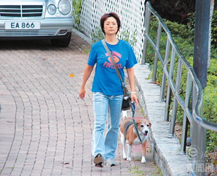 相戀26年未結婚！葉子楣「痛失醫生老伴2年」靠愛犬慰藉　「上億遺產一毛沒拿」近況曝光