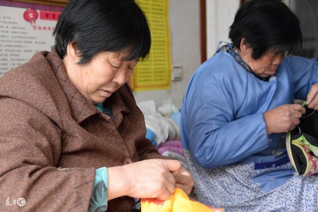 不要指望養兒防老！62歲的老太太忠告：「有兒子的趁早打算」別吃我這樣的虧