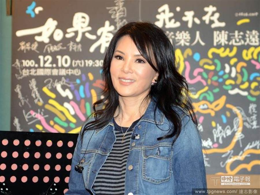 盼再續父女情！黃鶯鶯淚憶「已故軍人父入夢」哽咽：我好想他　難忘「父回營前甜寵舉動」再也不能了