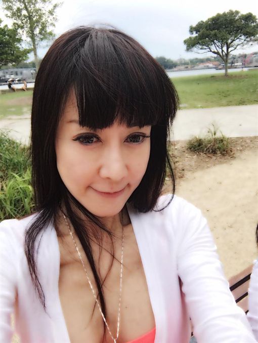 擁上億卻不婚！羅霈穎生前曾說「世上唯一愛我的男人走了」　33歲那年「賠光所有人生」：他把我拉回來