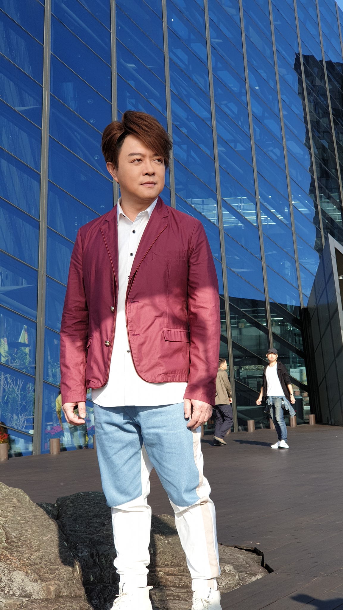 感念爸媽擺攤養大！翁立友「砸千萬買孝親房」30年老屋翻新藏孝心　「改造亮點在廁所」全家同住50坪空間