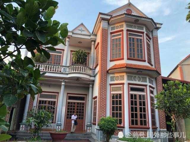 娶11老婆不滿足！71歲伯「偷驗DNA」最小妻子還在唸書　被起底「比嫁豪門還值得」女孩搶著嫁