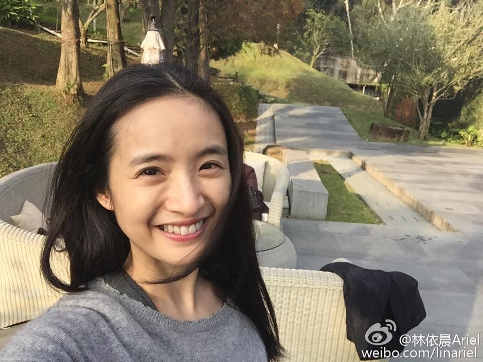 救破碎親情！林依晨曝「父親節特別大禮」網狂讚：人美心也美　「偷約爸解心結」鼓勵離異父母要放下