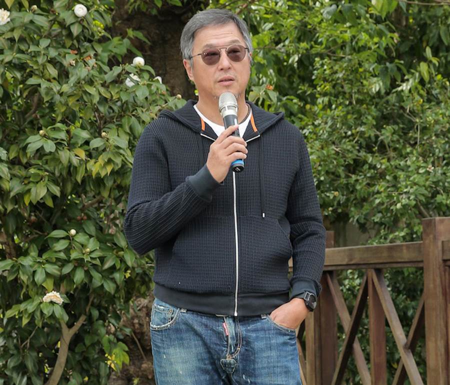 60歲學會低頭！王偉忠嘆「哥哥臨終前關係變好」：年紀大別逞強　「改造居家空間」夫妻結縭25年親密又獨立