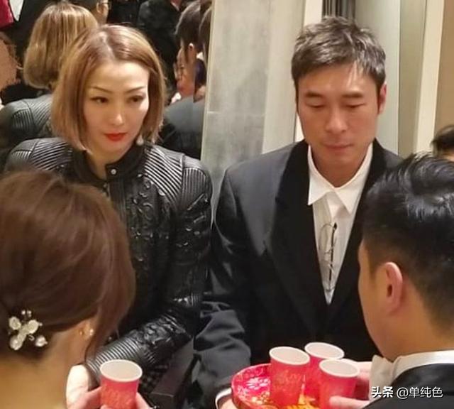 永遠的港灣！鄭秀文「曝當年往事」與爸爸關係降到冰點　為許志安陷情傷「臥病寫101封信」助她重生