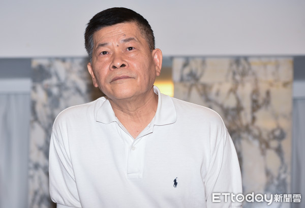 情義相挺！許效舜不忍「澎恰恰獨扛壓力」哽咽：他生病了　「深夜傳訊內容好揪心」低頭替友求情