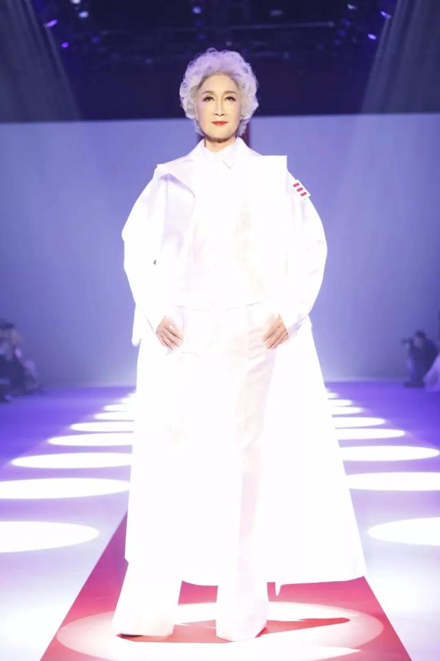 最美芭蕾奶奶！「7歲跳到80歲」一生做好一件事　丈夫走後「體悟生活不只婚姻」為自己優雅轉身