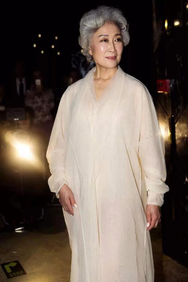 最美芭蕾奶奶！「7歲跳到80歲」一生做好一件事　丈夫走後「體悟生活不只婚姻」為自己優雅轉身