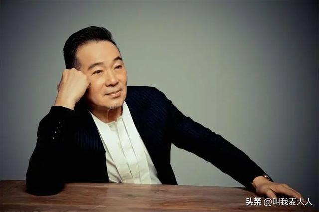 為了娶她連續送4年玫瑰！所有房產都在老婆名下「結婚20年恩愛依舊」2個兒子都是試管嬰兒