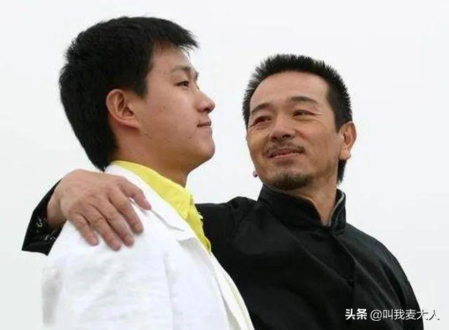 為了娶她連續送4年玫瑰！所有房產都在老婆名下「結婚20年恩愛依舊」2個兒子都是試管嬰兒