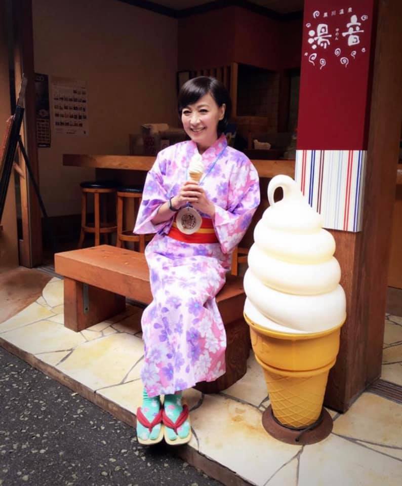 老天爺要我走？寶媽17年來「重症不斷復發」笑喊：立志玩到掛　住院照拿面膜敷臉「我要美美地見人」