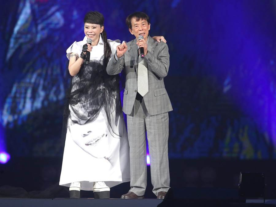 詹雅雯茹素20年「不捨父親落寞吃飯」願改吃葷　「替父母還完債」萌生出家愧疚：自己不孝