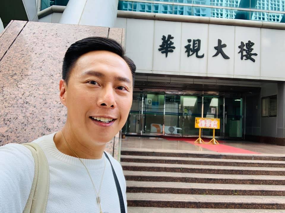 台灣醫療好棒！愛台男星「首用健保卡」高喊：連看病都幸福　「大讚與眾不同之處」感動激推