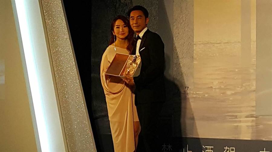 結婚15週年！陶晶瑩「曾吵到要離婚」曝心聲：沒有夫妻不吵　轉念「把李李仁當別人老公」甜曝婚姻秘訣