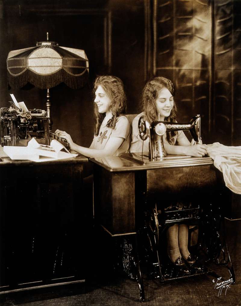 手腳沒共用！《驕女》演員被念「連體亂演」委屈落淚　真實連體姊妹「愛上有婦之夫」感情路讓人不捨