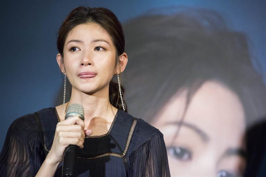 闖歌壇只求爸爸肯定！李千娜「單親渴望關愛」無奈變父女心結　舞台破冰「終知老爸心聲」相擁淚崩