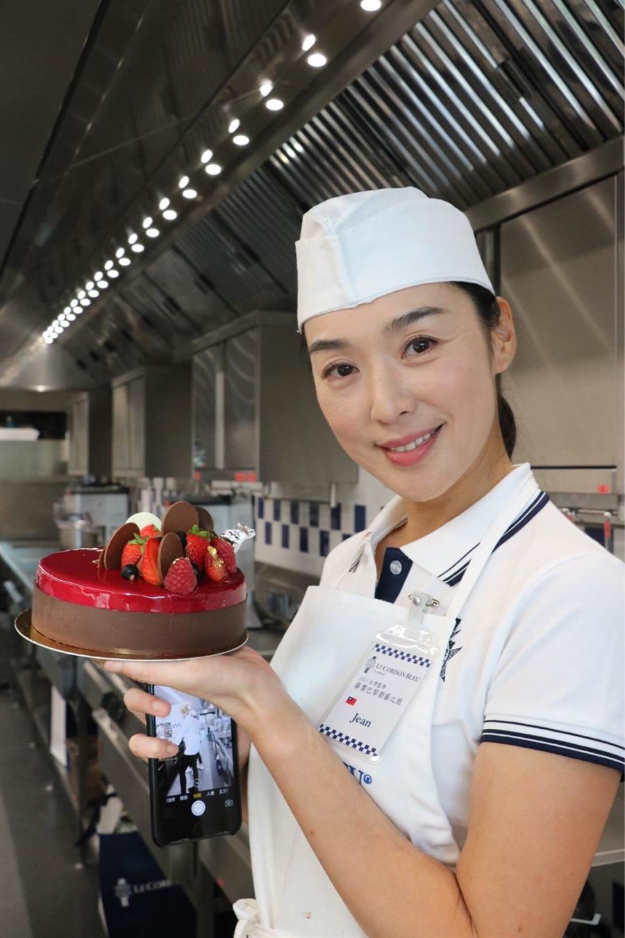 張瓊瑤愛女患罕病「把心封閉1年」為母好不捨　「拜師王靜瑩學甜點」曬驚人成就以她為傲