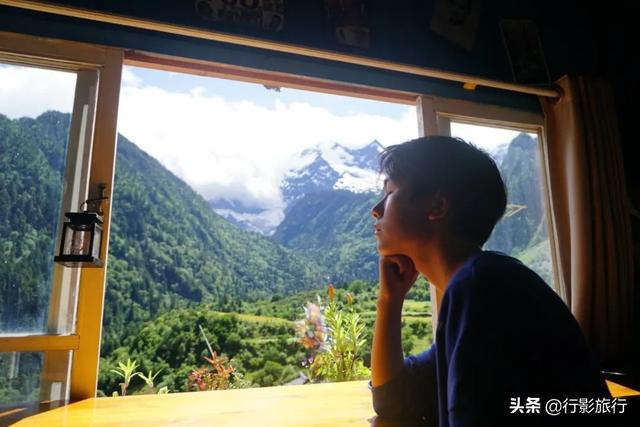 23歲年輕人不簡單！「為家人自建4層樓別墅」貼近生活需求　屋內藏最大亮點「設計成果令人滿意」