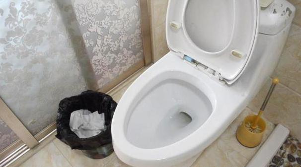 不使用洗手間時「門關著還是開著」比較好？　專家分析「原來平常做錯了」養成習慣清潔沒煩惱