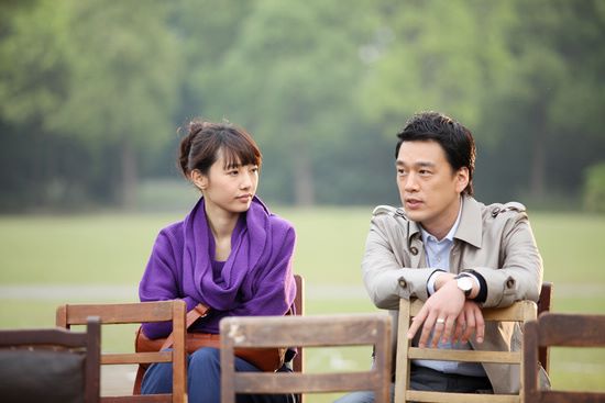 被封國民老公！《花系列》男星「消失12年」赴陸片酬破2億　「從沒鬧出緋聞」妻子是青梅竹馬