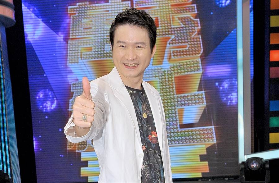 為妻小站起來！秦楊「投資失利1億全沒」賣透天厝租屋過活　對太太甜喊「你老公不會倒」感謝從沒埋怨他