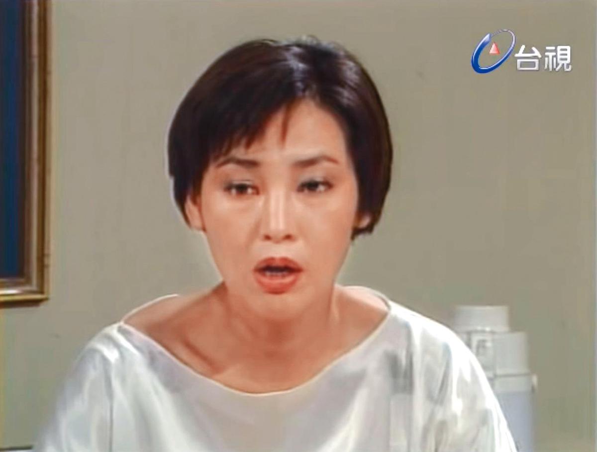 《早安台北》李湘「74歲罕露面力挺準兒媳」近照曝光　有尪相伴好愜意「大明星風采依舊」