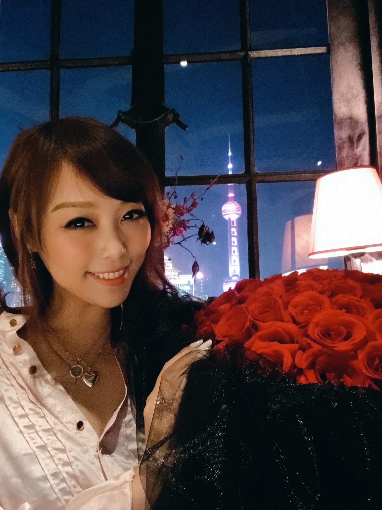 10億尪傳跑路！小蜜桃姊姊發文「婚姻在風中飄搖」　無奈吐心聲：「老公不願陪我回娘家...」