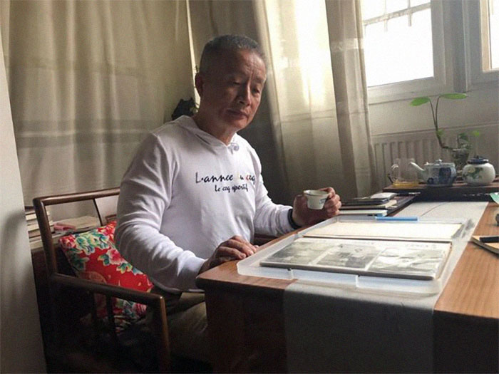爸爸的溫柔！老爸帶女兒「連續40年同地點合影」　記錄成長點滴「從年輕到成家」最後畫面溫馨動人