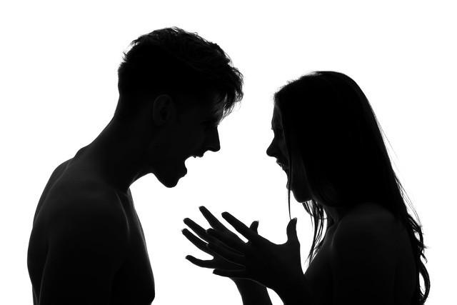 「老公太愛我，我受不了」！女子氣呼呼跑法院　要起訴離婚「陳述緣由」卻讓工作人員困惑不已