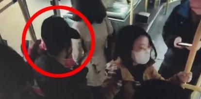 教育要從小開始！坐公車時兒子突然「大哭不止」　寶媽轉身就報警「眾人都誇孩子機智」網讚爆：這很重要