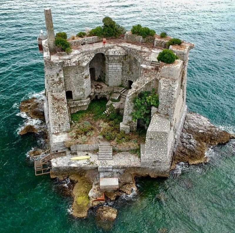 你敢挑戰嗎？擺脫依賴「到沒電沒網路荒島」住30天　挑戰成功「秒獲得超誘人獎賞」網驚呆：心動又猶豫