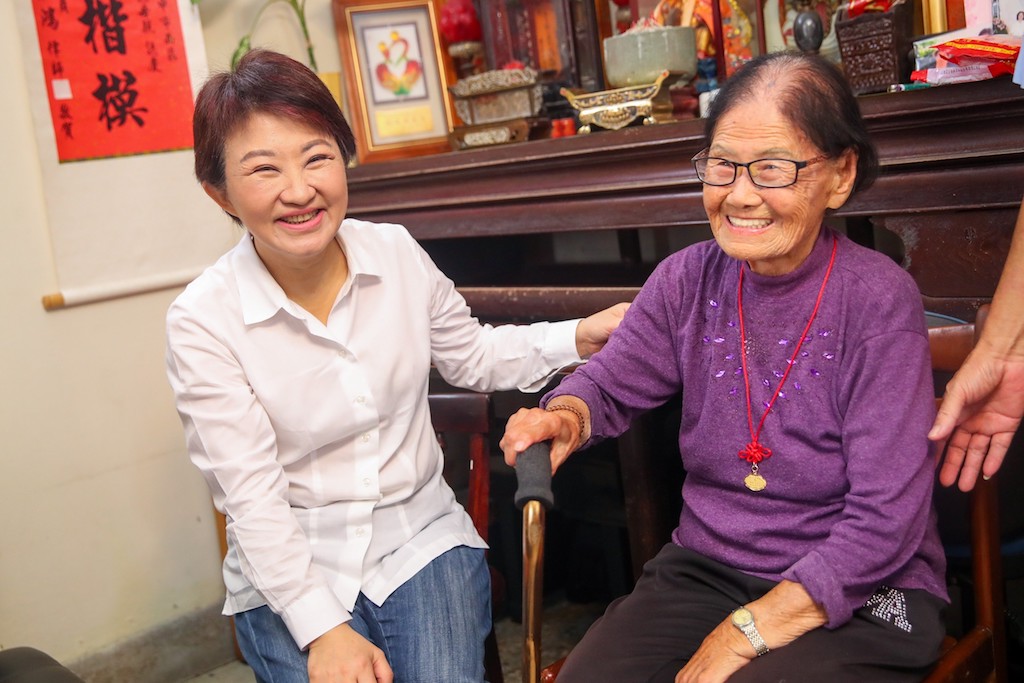 已經116歲！台中阿嬤走失「自稱光緒31年生」警驚：是清朝人　一查身分後發現「根本國寶級人物」