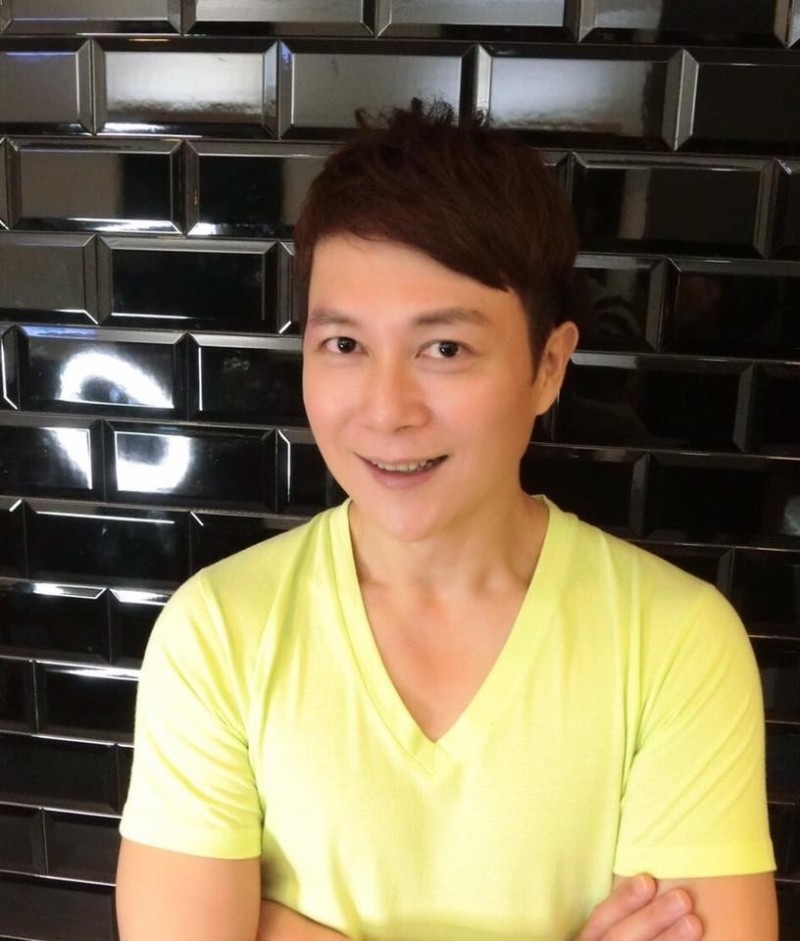 新鞋都買不起！王燦從小貧困「發奮努力賺錢」演成一哥　為爸爸「推掉千萬戲約」忍淚：根本叫不出我