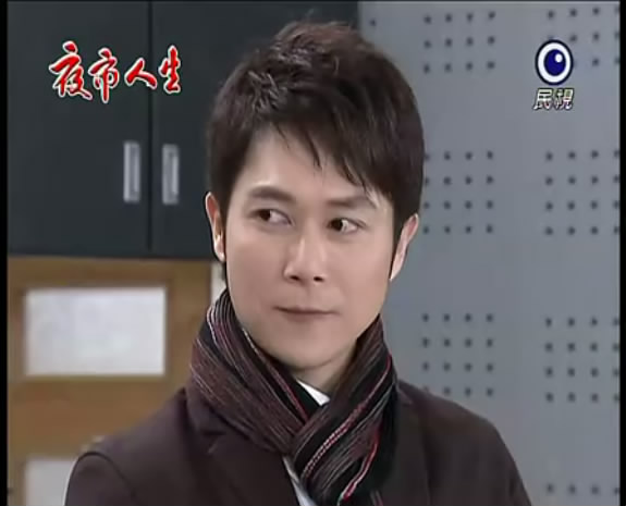 新鞋都買不起！王燦從小貧困「發奮努力賺錢」演成一哥　為爸爸「推掉千萬戲約」忍淚：根本叫不出我