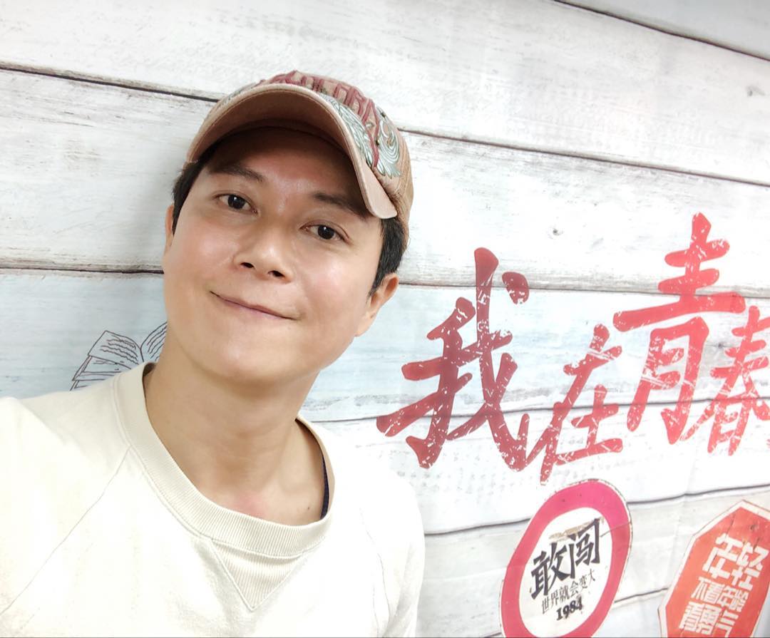 新鞋都買不起！王燦從小貧困「發奮努力賺錢」演成一哥　為爸爸「推掉千萬戲約」忍淚：根本叫不出我