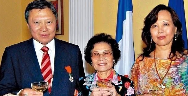 現代版慈禧！91歲身價千億「3子皆億萬富豪」 　 喪子後力挺兒媳「用11條家規」讓小三人財兩空