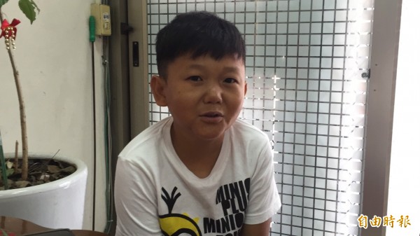 現在還像小學生！《戲說》男星「身高僅有135」國小畢業到長大　樂觀「我好手好腳不怕」把願望藏心底