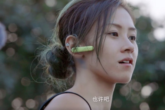 香港最美搬運工！因拉貨一夜爆紅後「牽手富二代」　 現狀曝光出人意料被狂讚：「三觀超正」