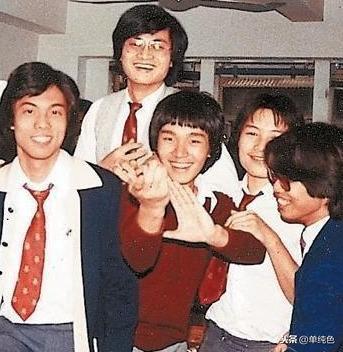 周星馳最愛的女人！斷開外遇尪「拉拔三兒女長大」　兒身價64億「她仍愛逛平價商店」私下節儉樸實