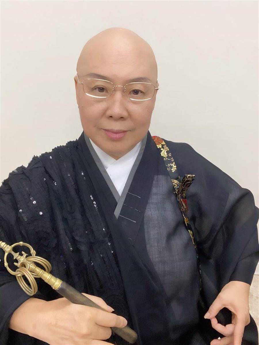 張菲、費玉清砸2億幫還債？恆述法師澄清「根本沒借我錢」：超小氣　買豪宅全靠自己「他們自身難保了」