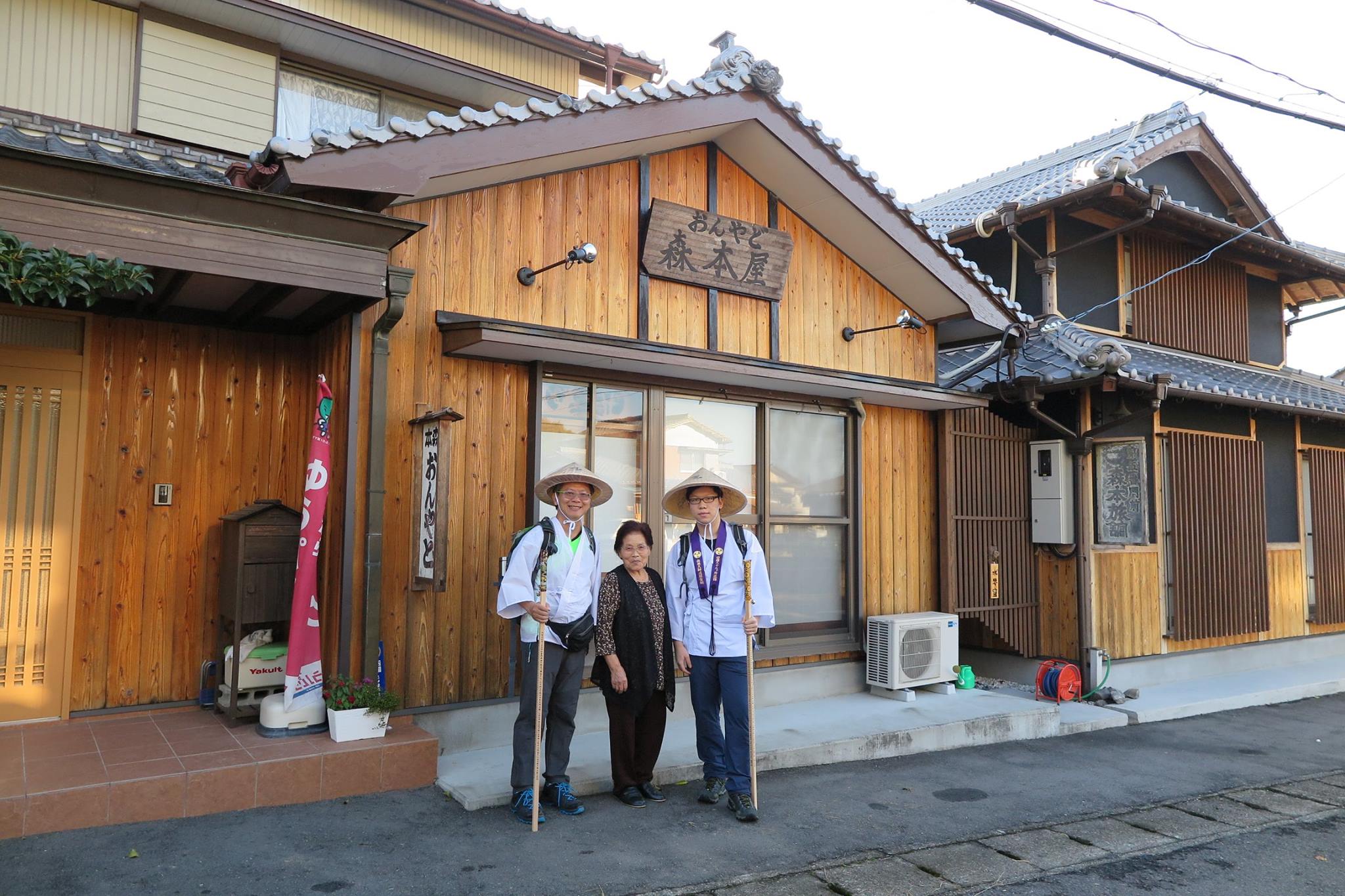 36歲辭職種田！前華碩主管「全家移居宜蘭山間」當農夫　兒患憂鬱「他徒步1200公里」拜108間媽祖廟祈願