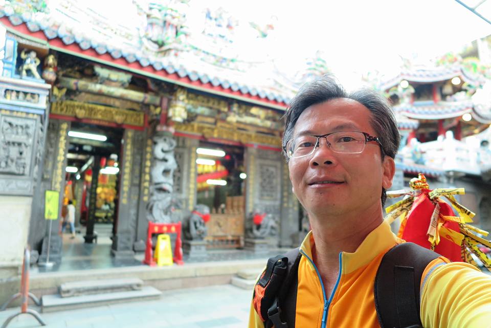 36歲辭職種田！前華碩主管「全家移居宜蘭山間」當農夫　兒患憂鬱「他徒步1200公里」拜108間媽祖廟祈願