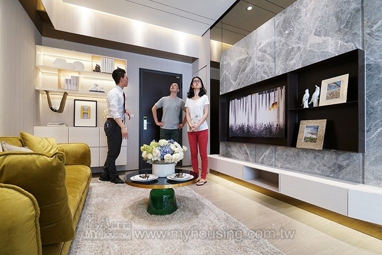 為結婚看中千萬房！女友喊話「只出150萬」還要求共同持有　他爆氣「網揭完美解方」：養老金都有了