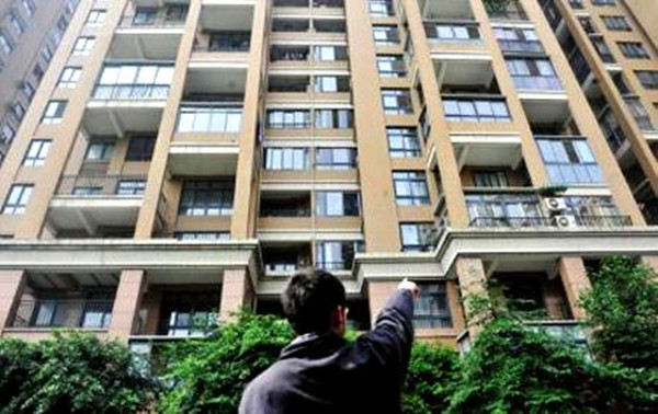 為結婚看中千萬房！女友喊話「只出150萬」還要求共同持有　他爆氣「網揭完美解方」：養老金都有了